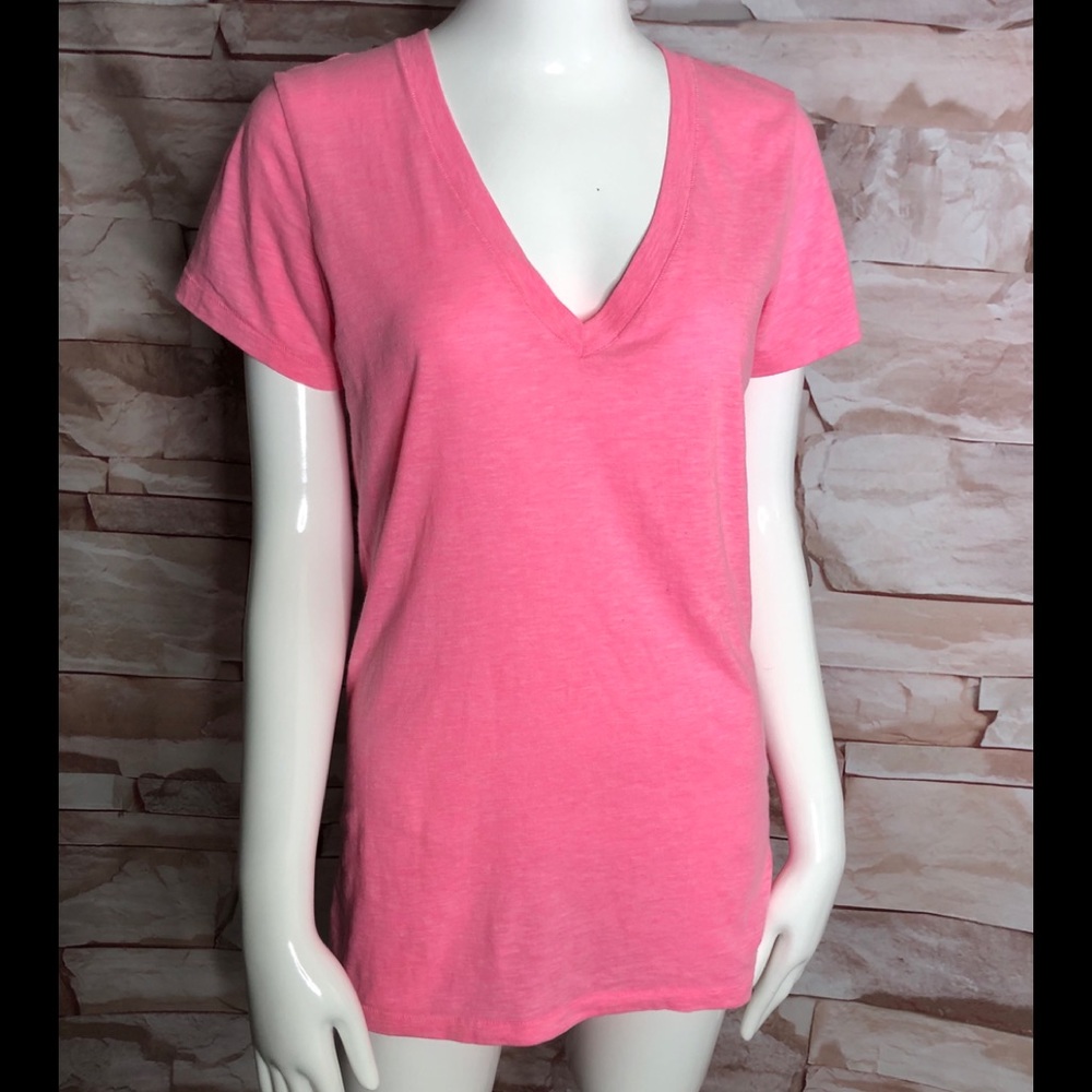 Pink Victoria’s Secret shirt size M
